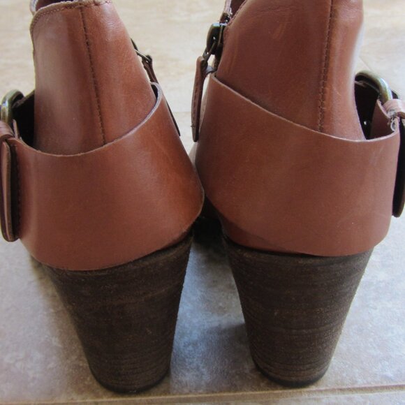 Steve Madden Size 8 "Fairlow" Brown Leather Ankle Boots - Picture 3 of 8